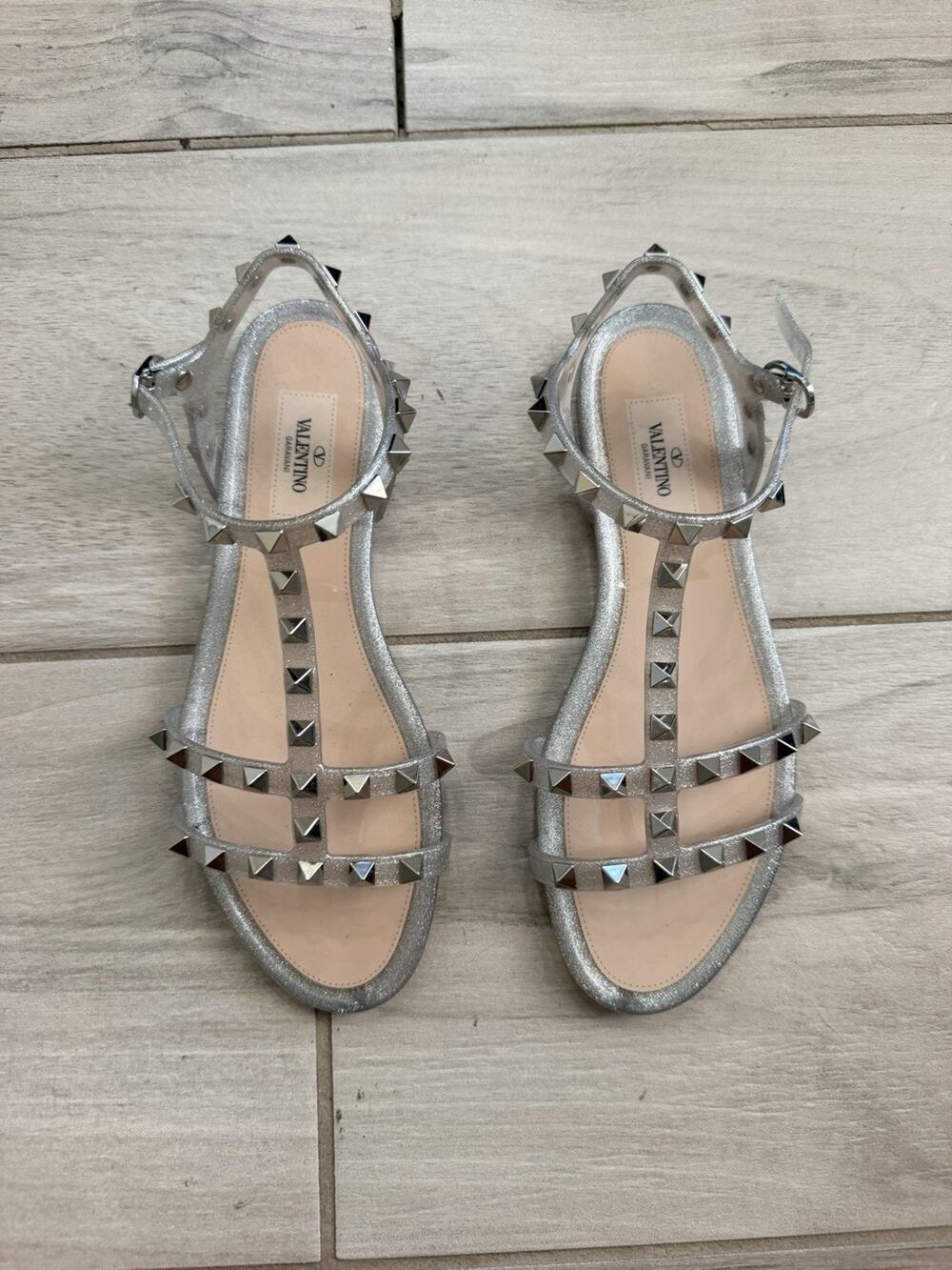 Valentino Garavani Women's Silver Rockstud Flat Sandal Shoes Size 37
